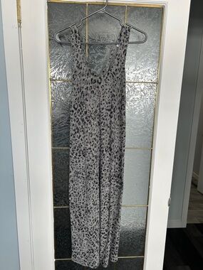 Old Navy Gray Leopard-Print Maxi Dress